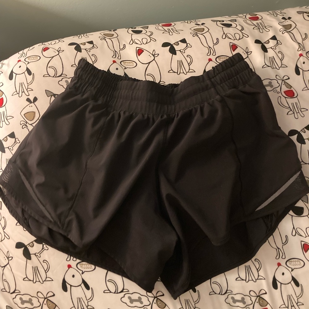 Lululemon hotty hot shorts